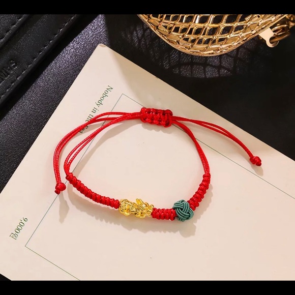 Pixiu red string bracelet New - Picture 3 of 3